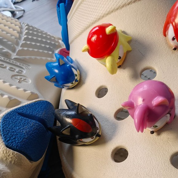 Custom Sonic Meme Clog Shoes- DIY modification based on Crocs main image 5